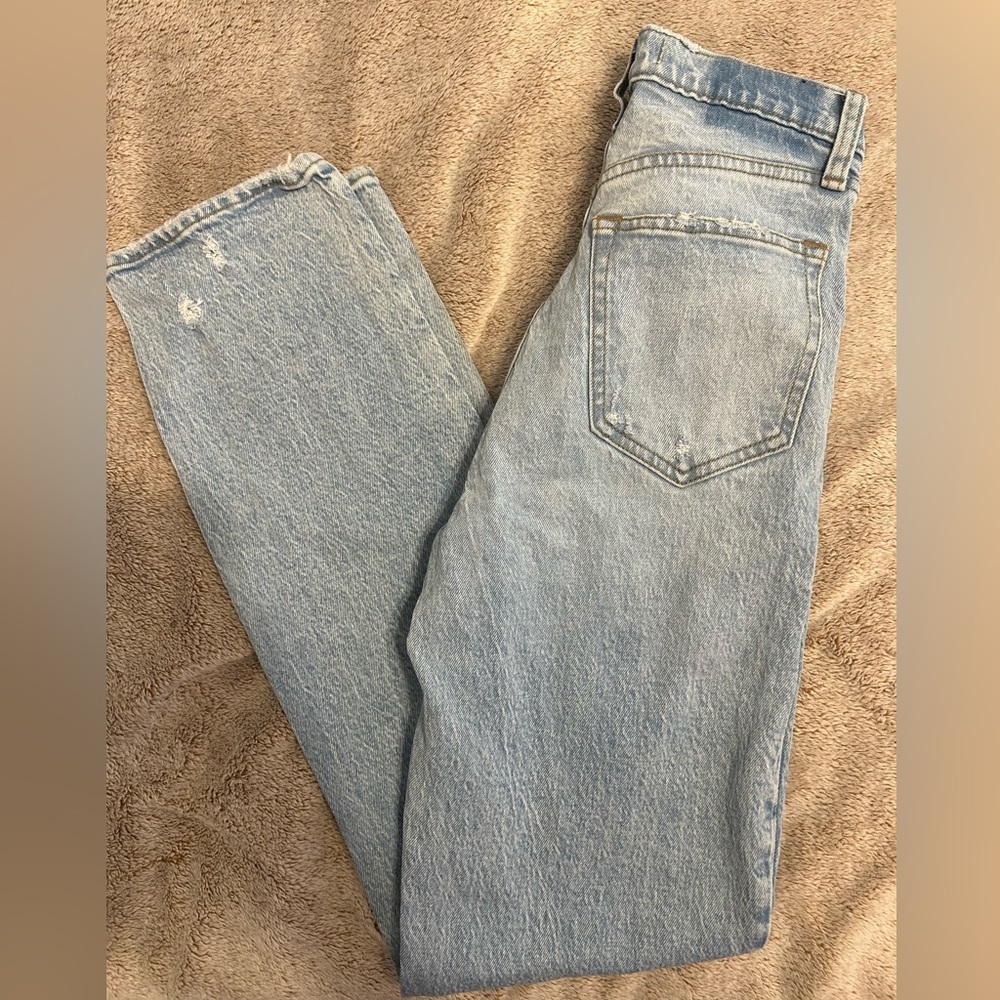 Abercrombie & Fitch The 90’s Straight Ultra High Rise